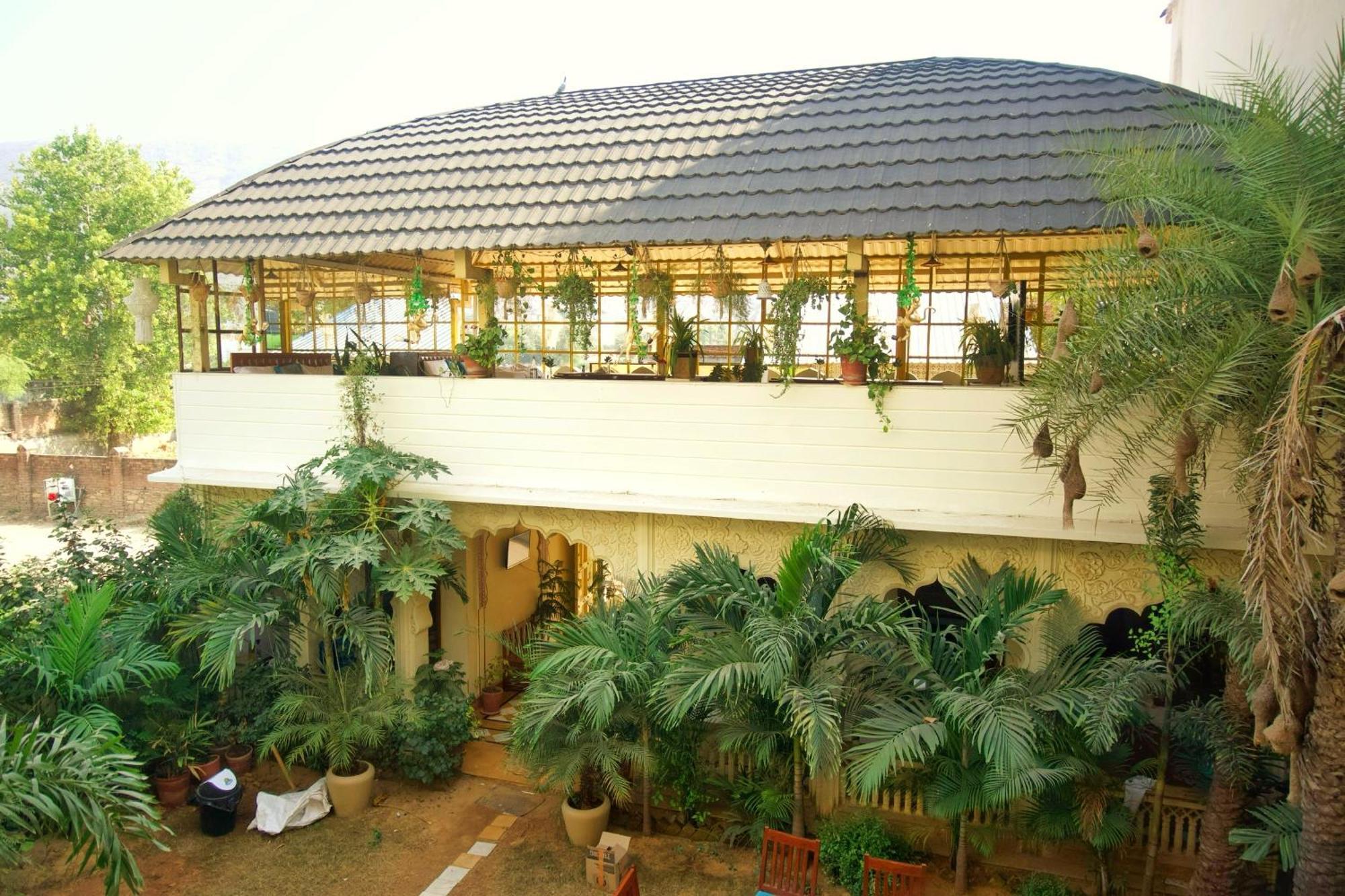 Banana Hostel Pushkar Exterior photo